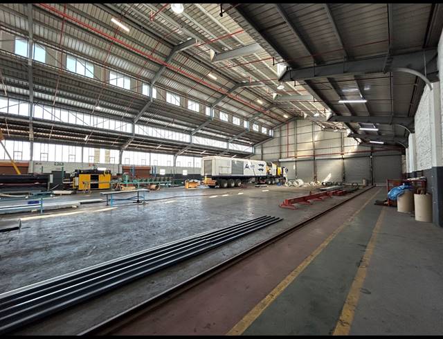 2,480M² WAREHOUSE TO LET IN EPPING INDUSTRIAL
